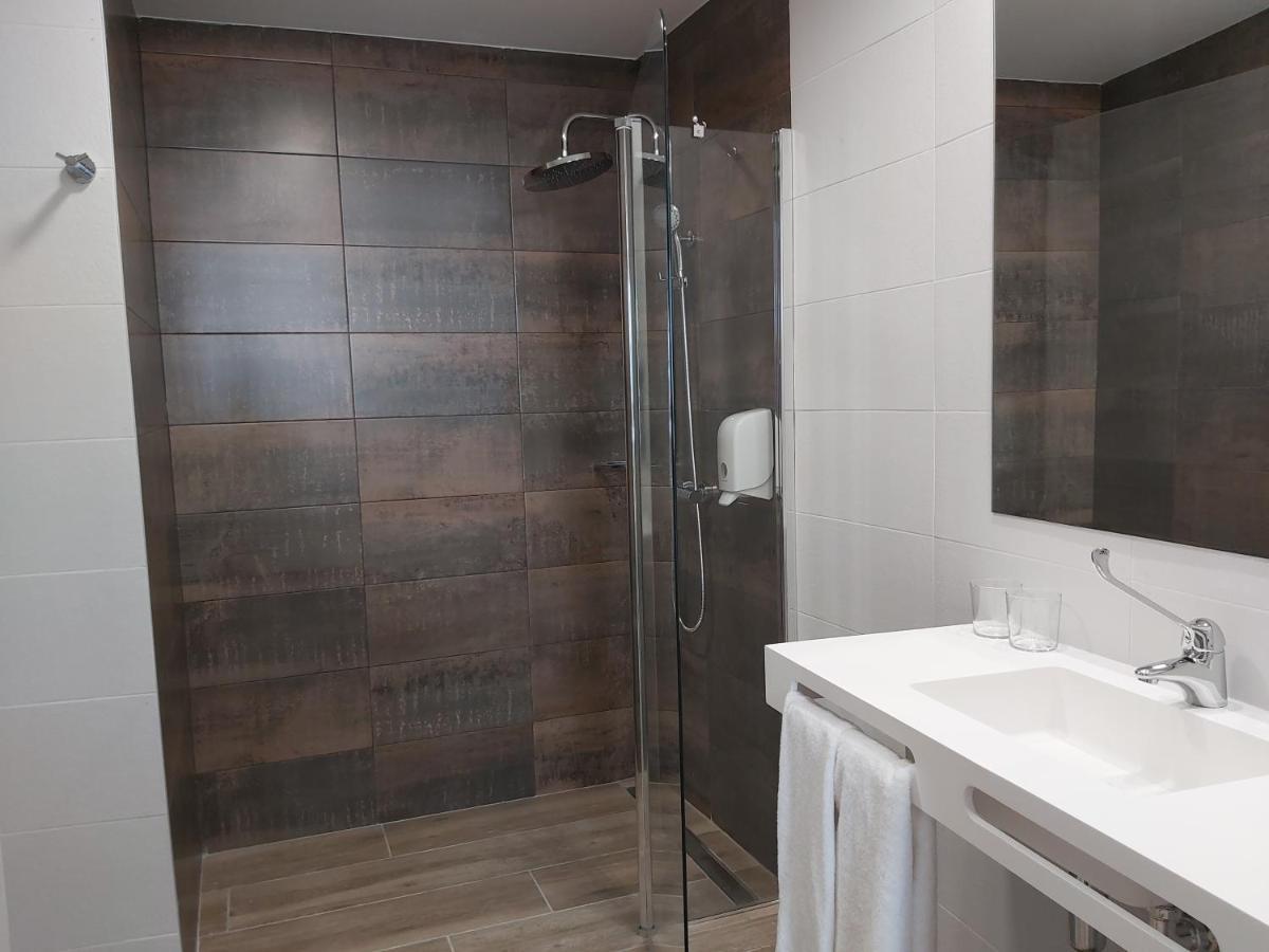 Micampus Burgos Centro Student Residence ภายนอก รูปภาพ